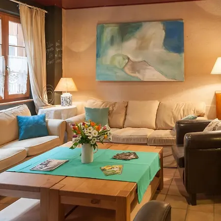 La Maison Bleue Semesterbostad *